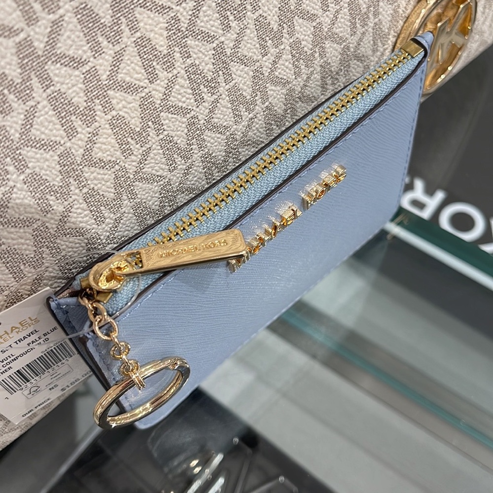 MICHAEL KORS SMALL TOP ZIP COINPOUCH WITH ID CARD CASE WALLET 
PALE BLUE
NWT - Picture 4 of 16